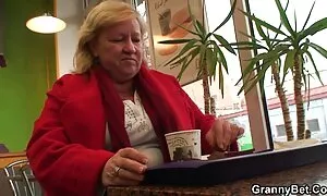 نظرة تنزيل افلام سكس اجنبية من ذوي الخبرة في المكتب