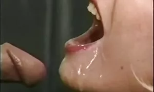 Bbw يستيقظ في سكس أجنبية منوعة الصباح من فتاة