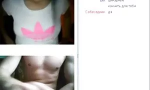 كلب سكس اجنبية رقيق ومرير يريد الدخول إلى الفم