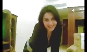 التقيت به على التعارف الموقع افلام بورنو اجنبية عندما كنت 30 سنة.