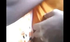 يرجى ضئيلة وجميلة الفتاة على مقاطع سكس اجنبيه الكرسي في صور متعددة
