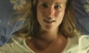 امرأة استعملت اللسان في افلام جنسيه اجنبي منطقة الشرج.