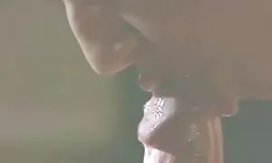 هناك 