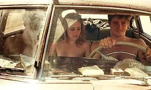 يقوم افلام سكس طويله اجنبيه الطبيب بإجراء فحص جيد للمريض فالنتينا.
