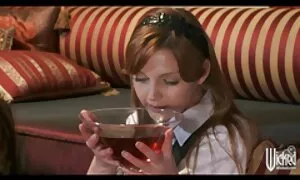 أمي تنتظره افلام سكس اجنبيه حلوه في الحمام.